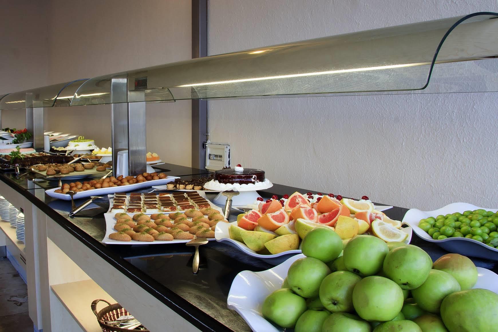 Vela Hotel İçmeler