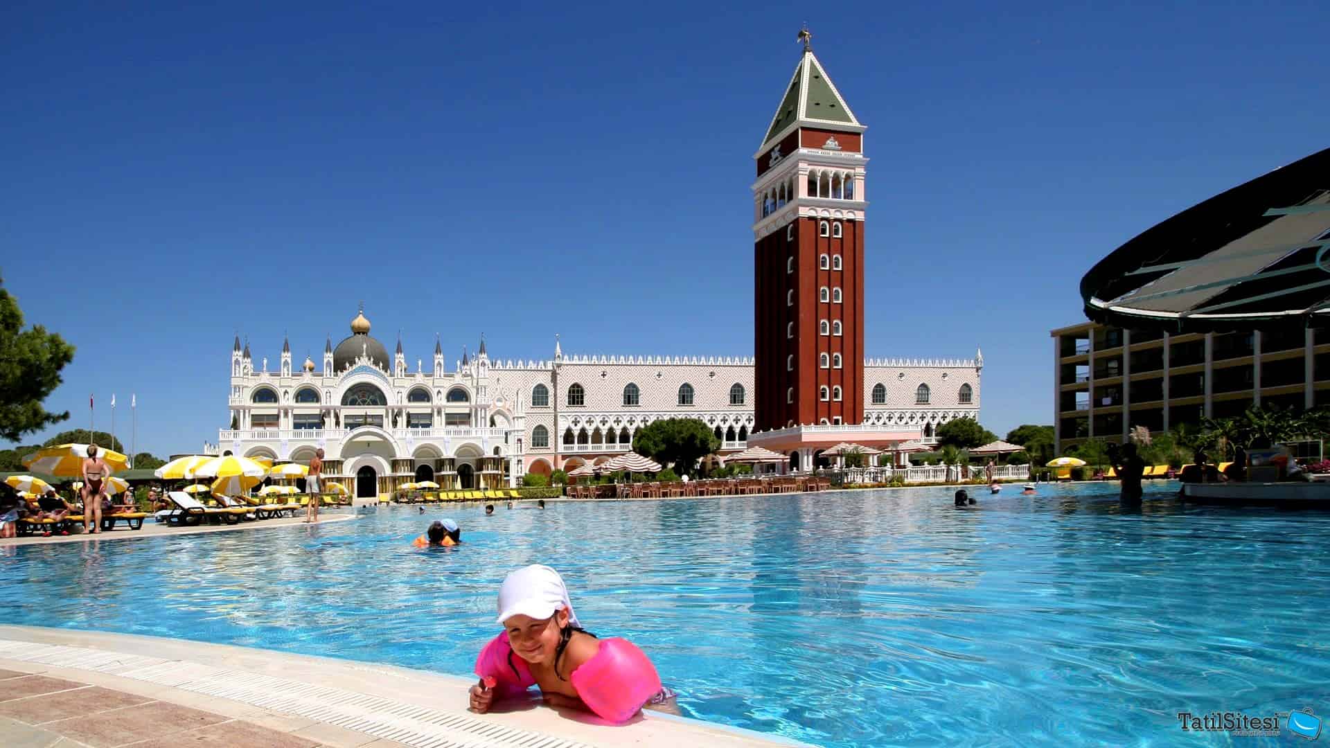 Venezia Palace Deluxe Resort Hotel