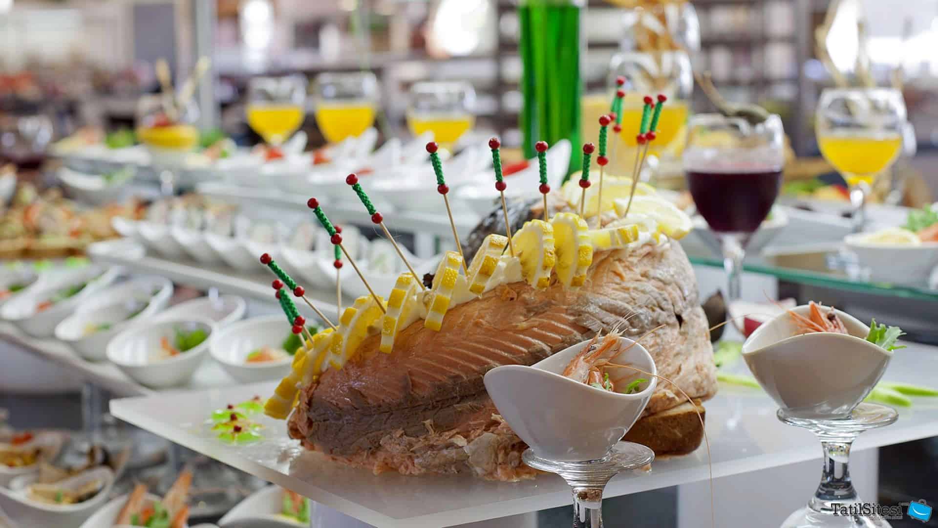 Venezia Palace Deluxe Resort Hotel