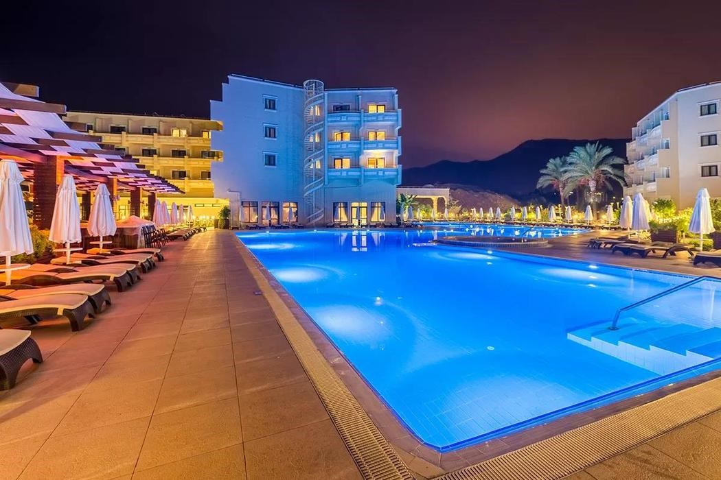 Vuni Palace Hotel Spa