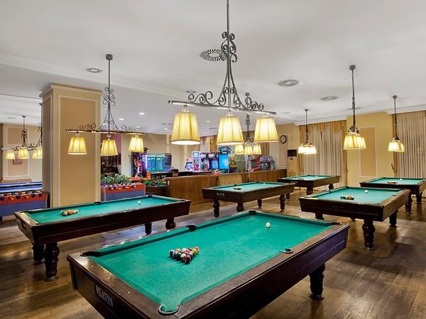 World Of Wonders Kremlin Palace