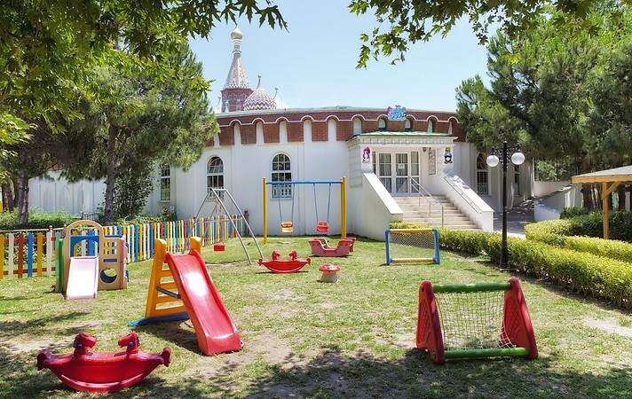 World Of Wonders Kremlin Palace