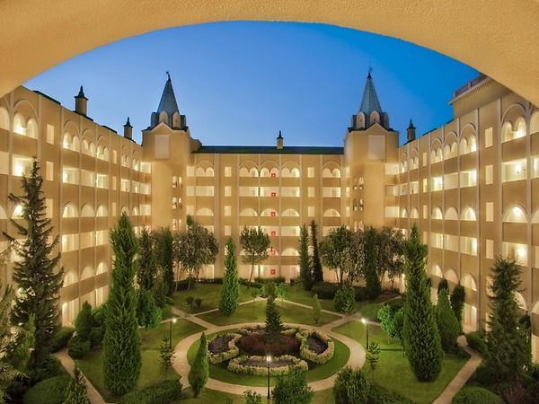 World Of Wonders Kremlin Palace