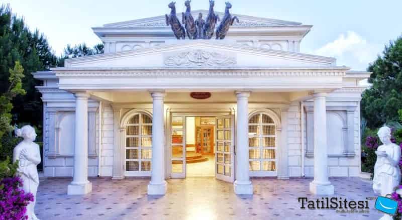 World Of Wonders Kremlin Palace