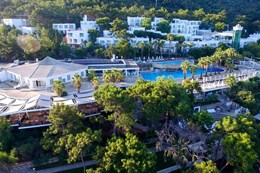 Azka Hotel