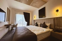 Dorana Art Hotel
