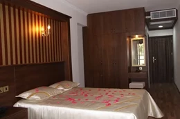 Grand Center Boutique Hotel