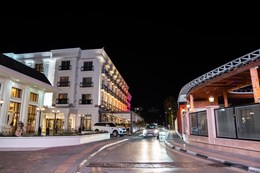 Rocks Hotel